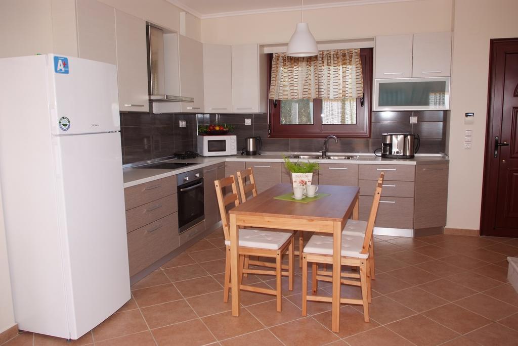 Sofia Luxury Maisonettes Nikiti  Room photo