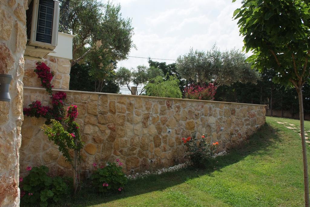 Sofia Luxury Maisonettes Nikiti  Exterior photo
