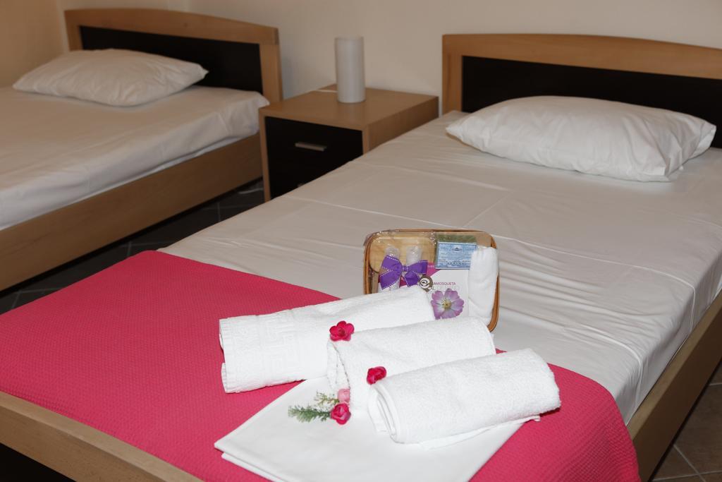 Sofia Luxury Maisonettes Nikiti  Room photo