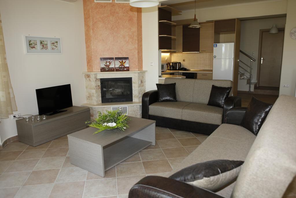 Sofia Luxury Maisonettes Nikiti  Room photo
